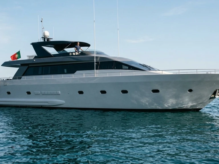 Falcon 82S mieten Saint-Tropez