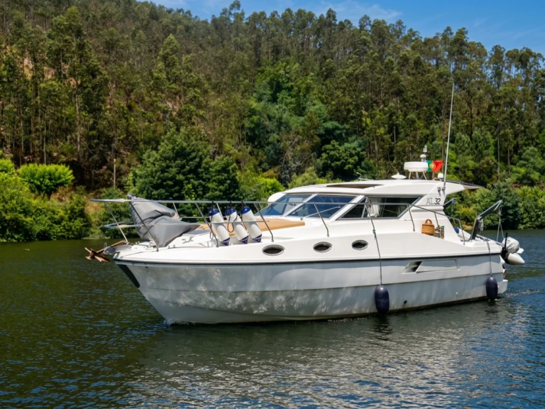 Motorboot mieten in Porto zum besten Preis