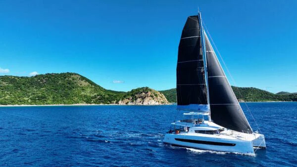 Boot mieten Parham Town günstig Bali 5.4