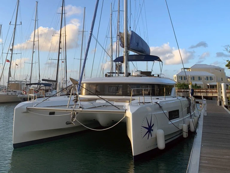 Boot mieten Parham Town günstig Lagoon 46