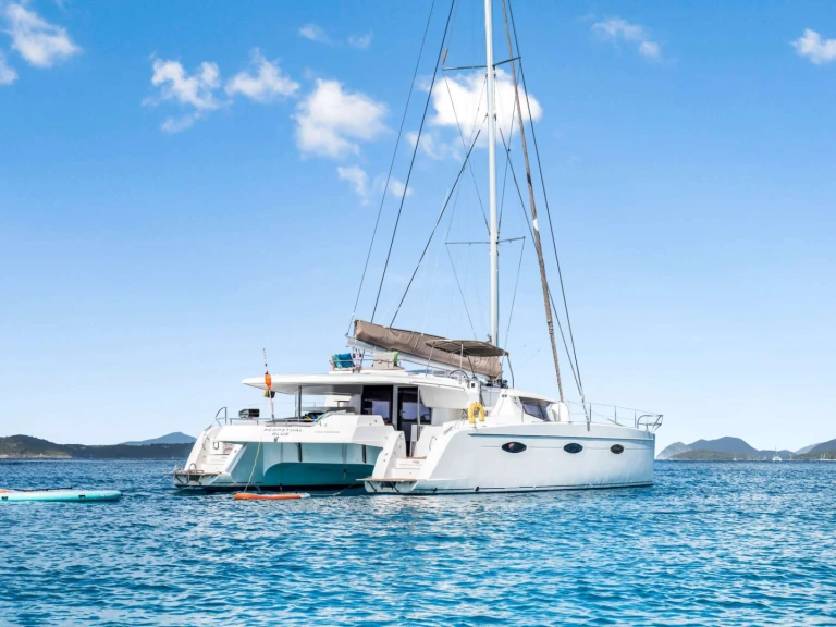 YachtCharter in Saint Thomas Island - Fountaine Pajot PERPETUAL BLUE auf SamBoat