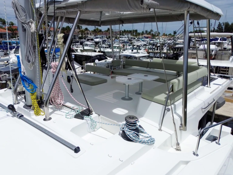 Yacht mit oder ohne Skipper Bali mieten in Saint Thomas Island