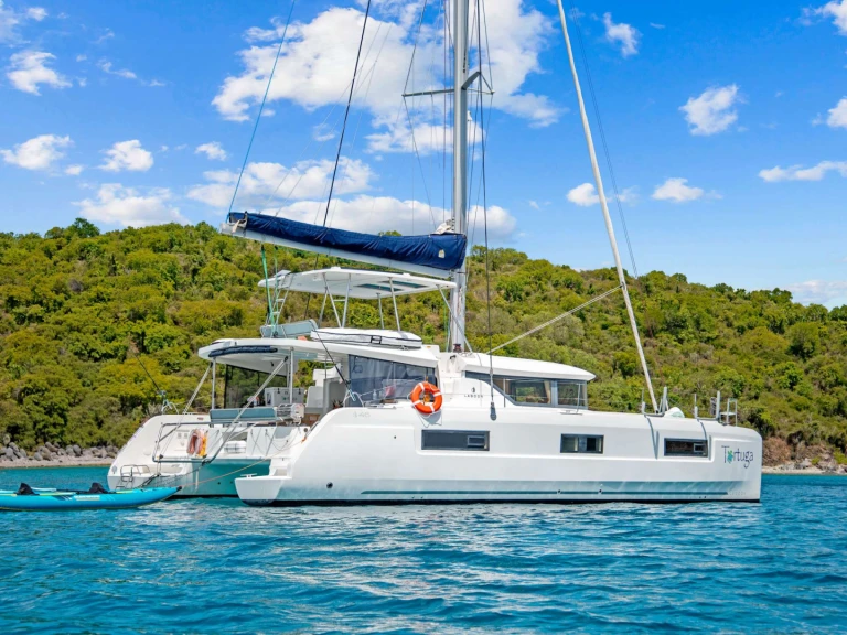 Ein Lagoon TORTUGA mieten in Saint Thomas Island