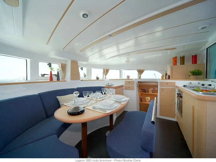 YachtCharter in Paros (Insel) - Lagoon Lagoon 380 auf SamBoat