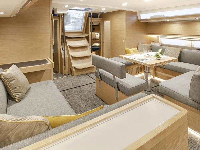 YachtCharter in Lavrion - Dufour Dufour 530 auf SamBoat