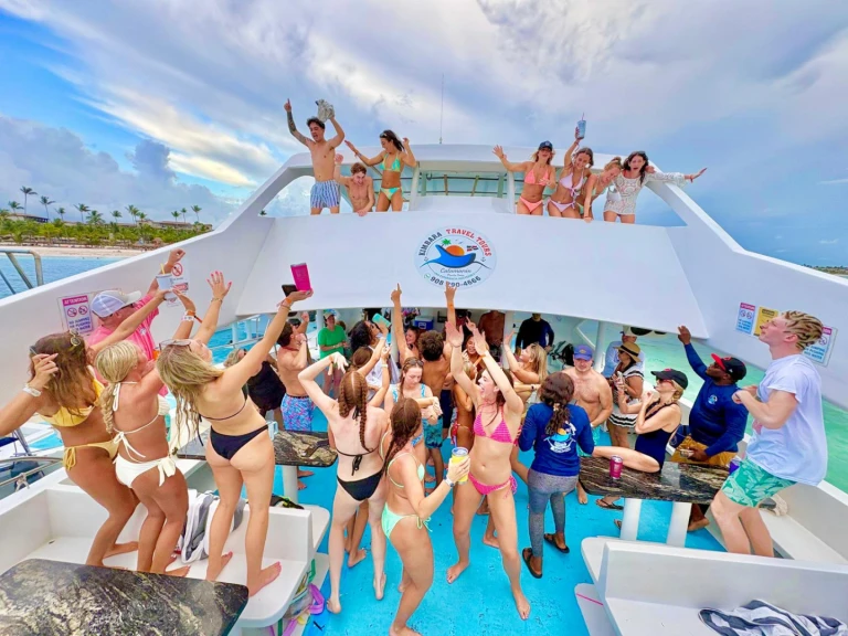 YachtCharter in Punta Cana - Sea Ray Amberjack 375 auf SamBoat