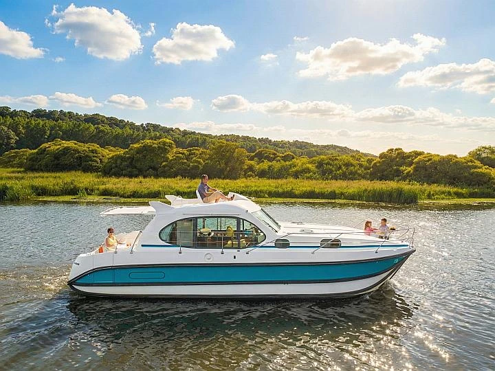 Ein Nicols Yacht Nicols Estivale Quattro B mieten in Kisköre