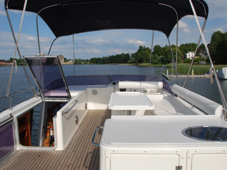 YachtCharter in Fürstenberg/Havel - Pénichette Europa E.700 auf SamBoat