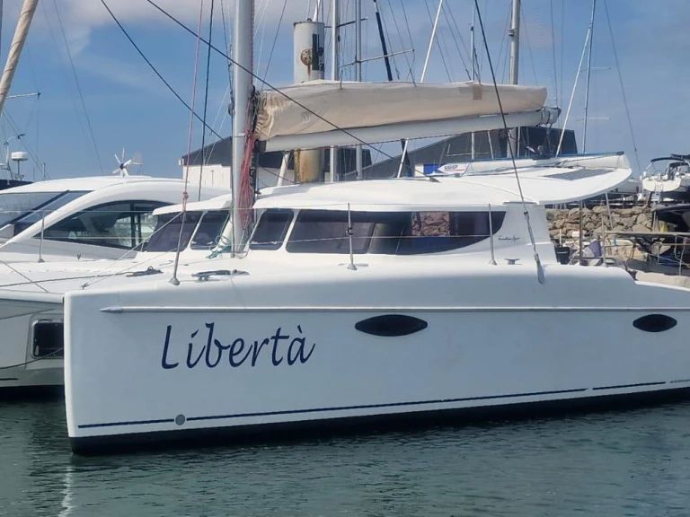 Katamaran mit oder ohne Skipper Fountaine Pajot mieten in Porto-Vecchio
