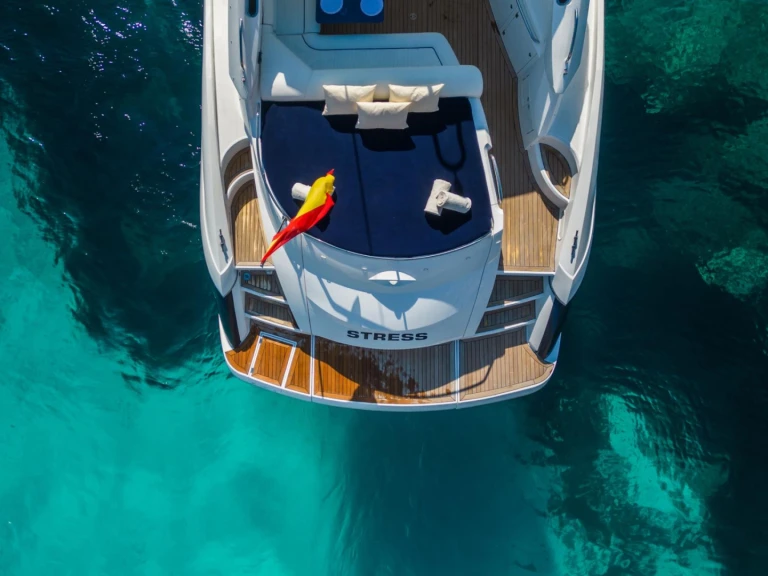 Motorboot mit oder ohne Skipper Sunseeker mieten in Ibiza Town