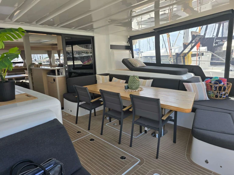 Vermietung Yacht Lagoon mit Führerschein
