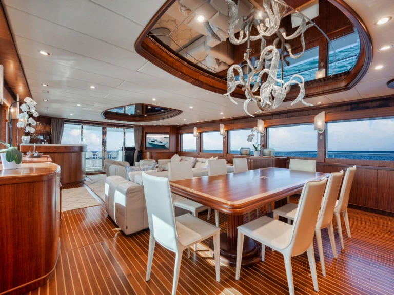 Vermietung Yacht Johnson mit Führerschein
