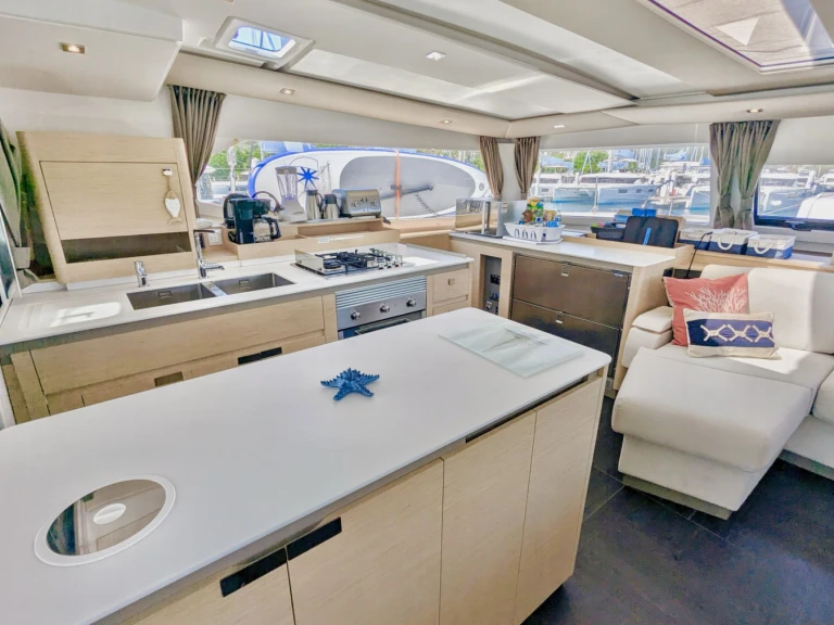 Yacht mit oder ohne Skipper Fountaine Pajot mieten in Frenchman's Cay