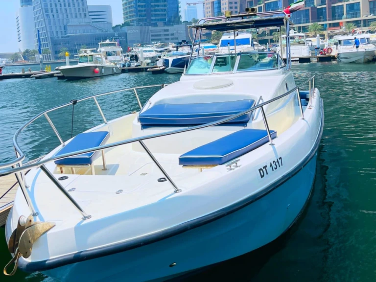 Motorboot mieten in Dubai Marina zum besten Preis