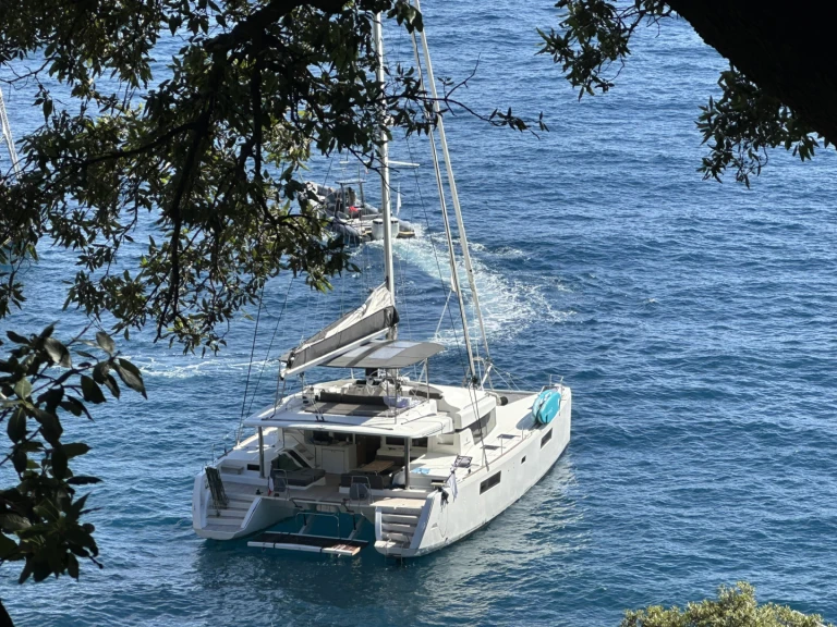 Katamaran mieten in Álimos - Lagoon Lagoon 52 F