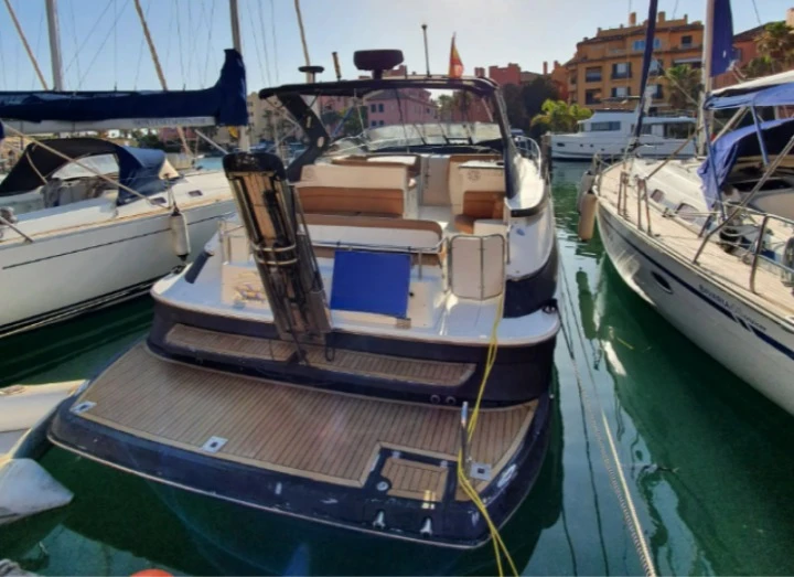 Bootsverleih Régal 4260 Commodore Tiple XXX Puerto Sotogrande Samboat