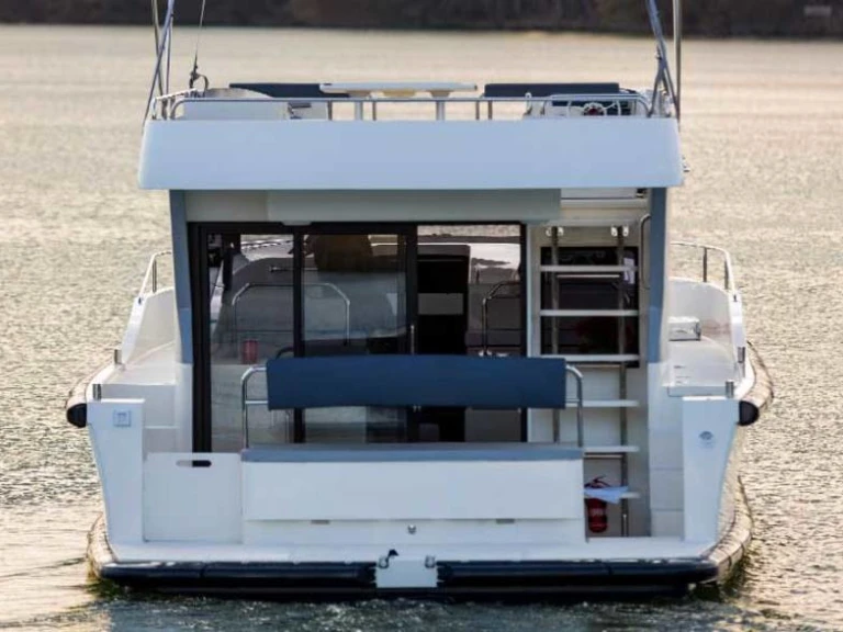 Ein Le Boat Horizon 1 mieten in Decize