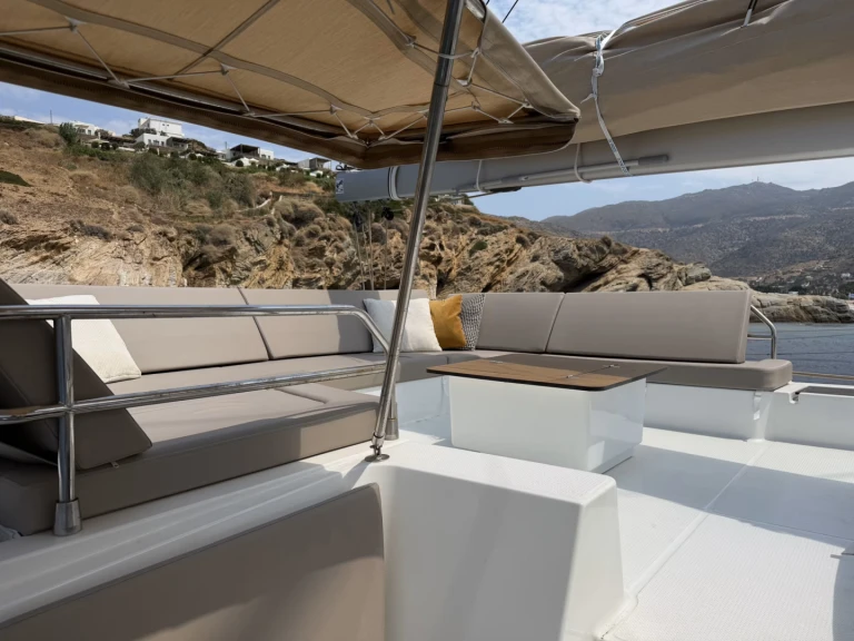 Ein Fountaine Pajot Aura 51 mieten in Álimos