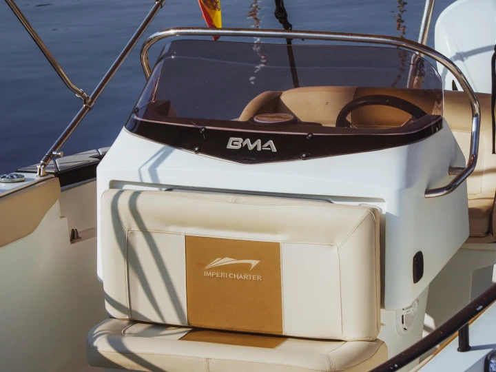 Motorboot mit oder ohne Skipper BMA mieten in Club Nautico S'Estanyol