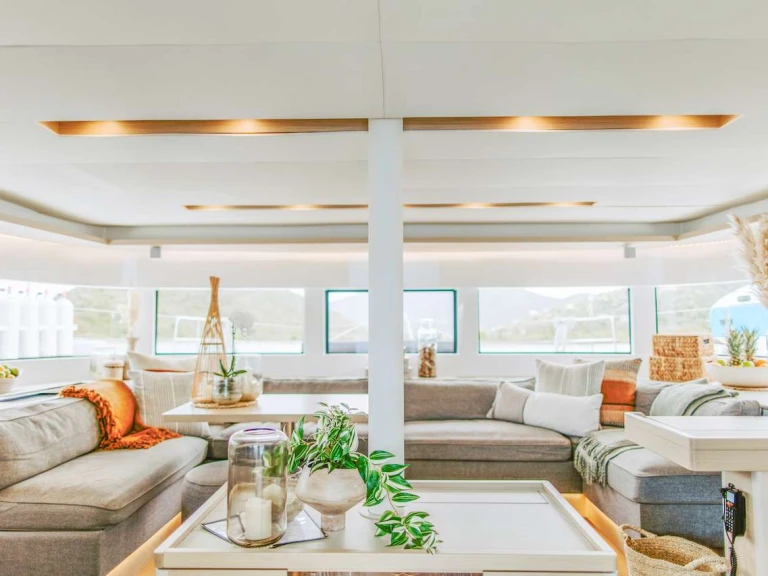 Vermietung Yacht Lagoon mit Führerschein
