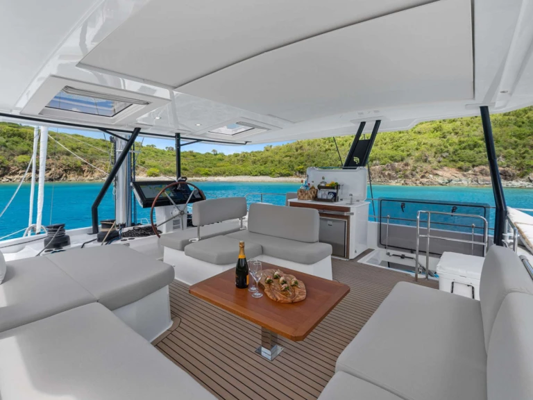 Fountaine Pajot PLUS 10 mieten Saint Thomas Island