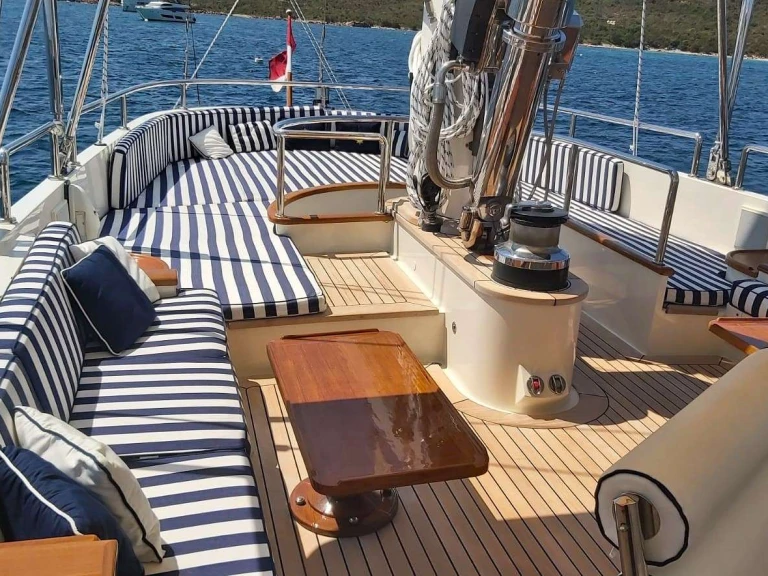 Vermietung Yacht Perini Navi mit Führerschein
