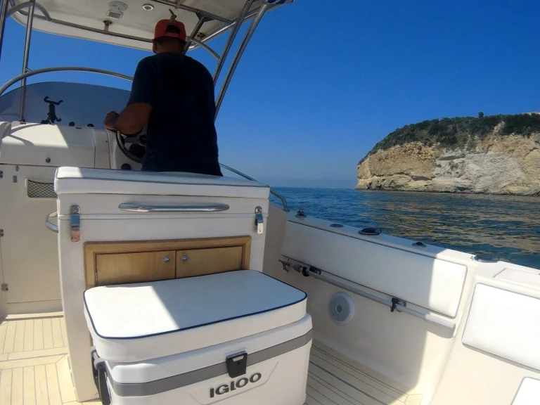 Motorboot mieten in Neapel zum besten Preis
