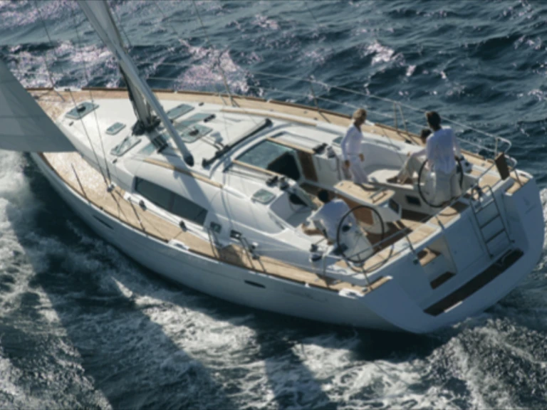 Ein Bénéteau Oceanis 46 Family mieten in Oban