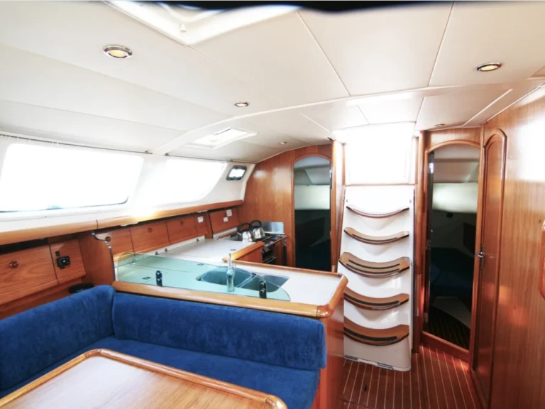 Segelboot mieten in Oban - Jeanneau Sun Odyssey 43 DS