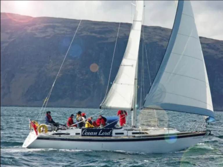 Ein Westerly Oceanlord mieten in Oban