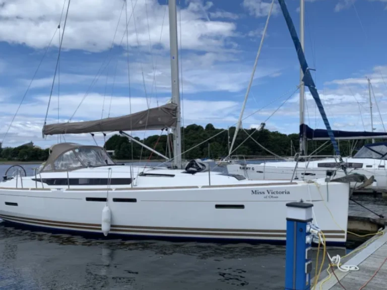 Segelboot mit oder ohne Skipper Jeanneau mieten in Oban