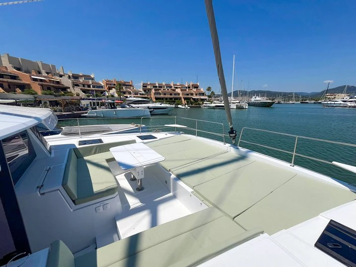 Ein Bali Bali 4.6 mieten in Hyères
