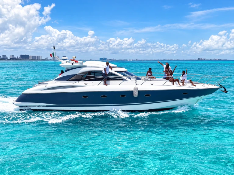 YachtCharter in Cancún - Custom Made custom auf SamBoat