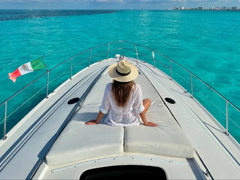 Boot mieten Cancún günstig custom