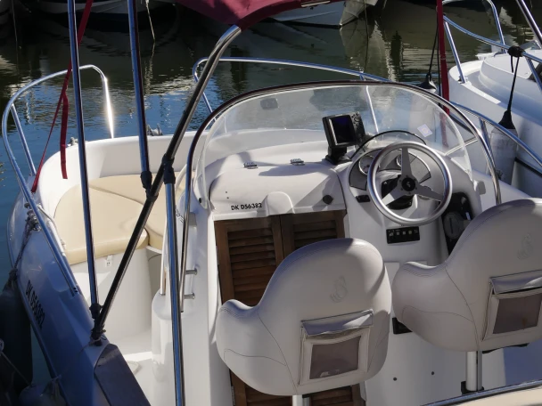 Motorboot mit oder ohne Skipper Bénéteau mieten in Mandelieu-la-Napoule