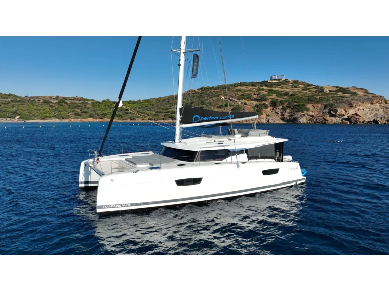 Ein Fountaine Pajot Fountaine Pajot 47 TANNA LUX (GEN,AC,WATERMAKER) mieten in Sámi