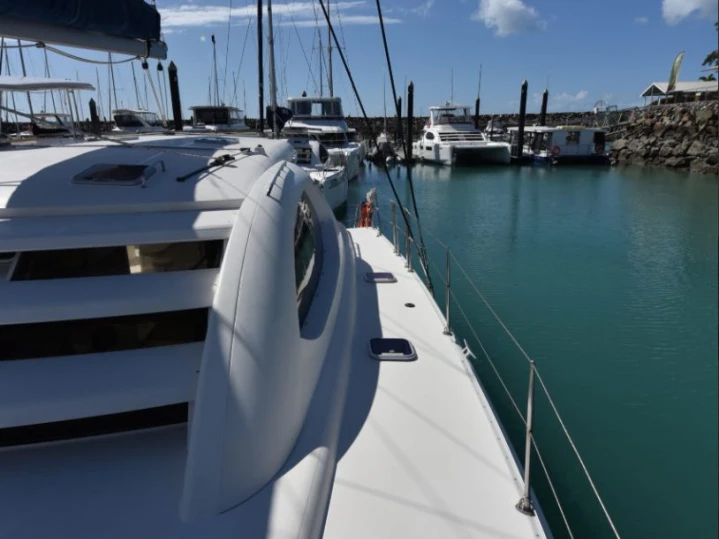 Ein Leopard Catamarans / Robertson & Caine Leopard 46 - 4 cab. mieten in Airlie Beach