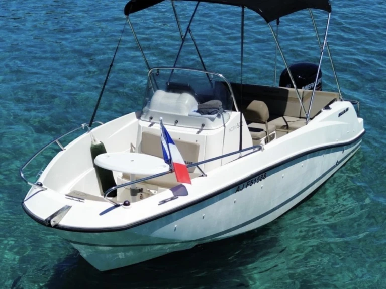 YachtCharter in Saint-Aygulf - Quicksilver Activ 505 Open auf SamBoat