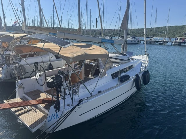 Boot mieten Punat günstig Dufour 350 Grand Large