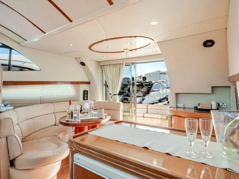 Motorboot mieten in Castellammare di Stabia zum besten Preis