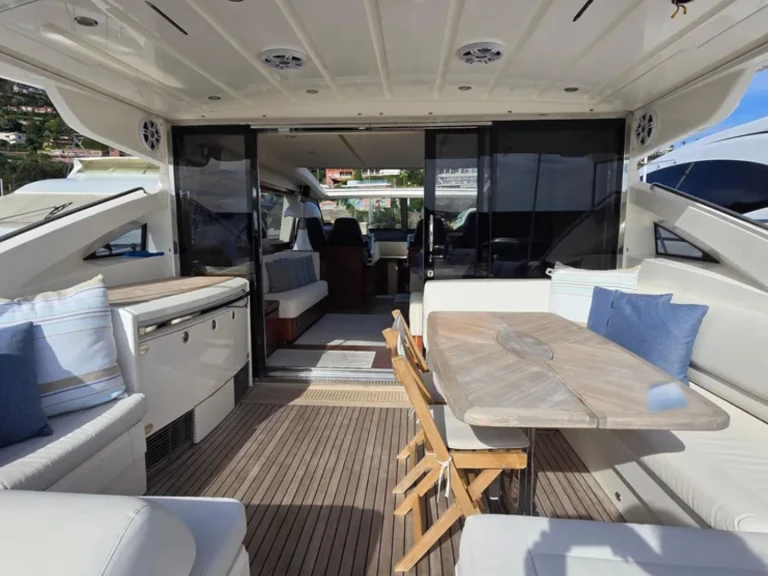 Yacht mit oder ohne Skipper Princess mieten in Frankreich