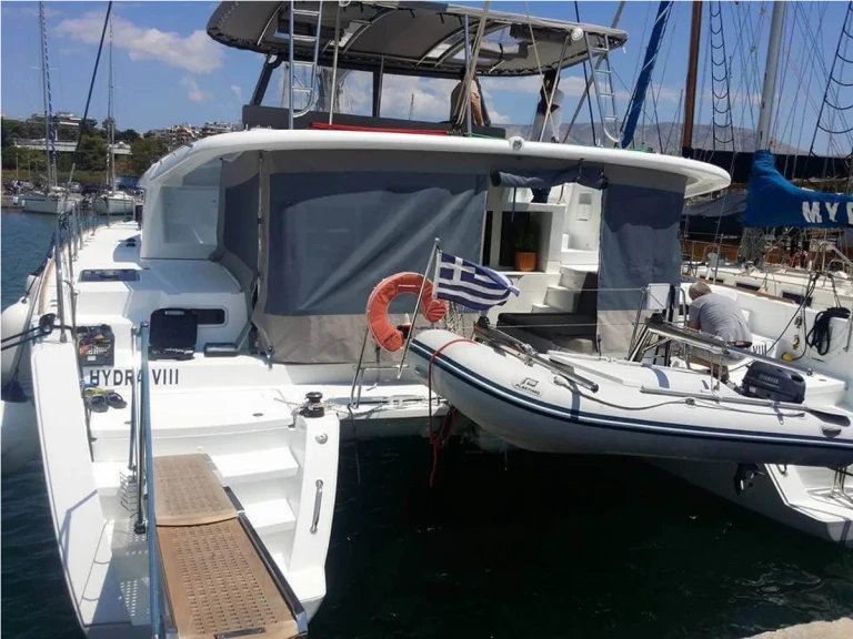 Lagoon Lagoon 450 F mieten Álimos