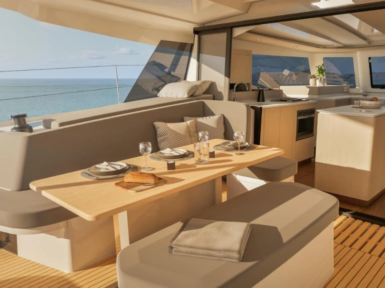 Ein Fountaine Pajot Fountaine Pajot FP 41 Quatuor 2 mieten in Saint-Mandrier-sur-Mer