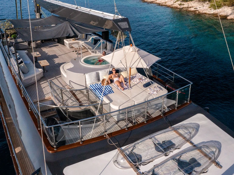 Vermietung Segelboot Custom Made mit Führerschein