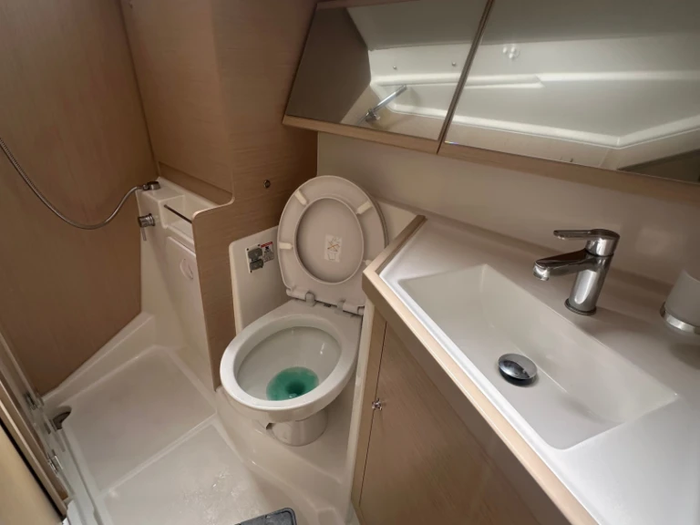 Boot mieten Álimos günstig Oceanis 40.1