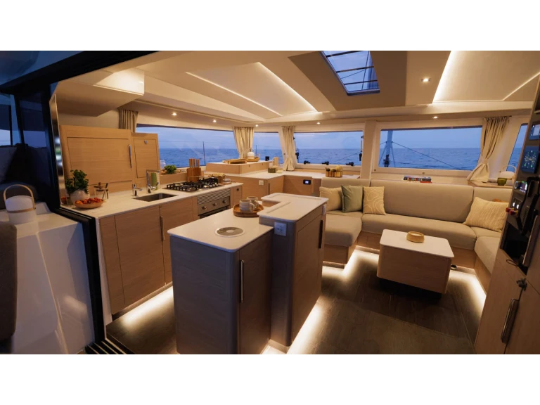Katamaran mit oder ohne Skipper Fountaine Pajot mieten in Capo d'Orlando