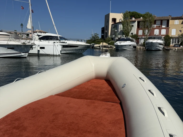 Schlauchboot mit oder ohne Skipper Stylmer mieten in Port Grimaud