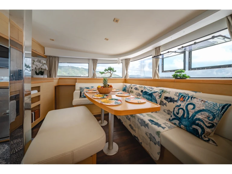 YachtCharter in Ribishi - Lagoon Lagoon 42 auf SamBoat