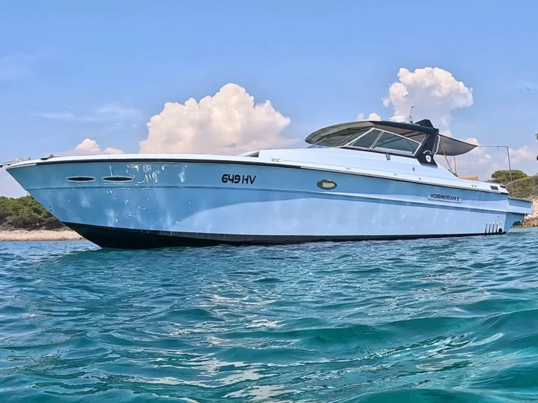 Ein Sea Ray Sea Ray 390 mieten in Hvar