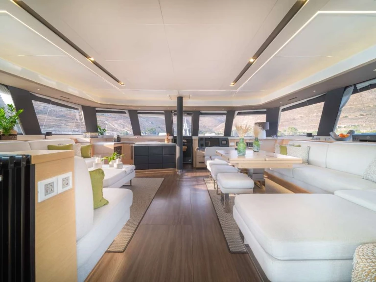 Yacht mieten in Athen zum besten Preis